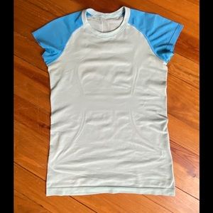 Lululemon Swiftly tech short sleeve size 8
